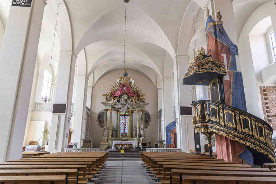 Polonia - Torun 011 - iglesia del Espíritu Santo.jpg